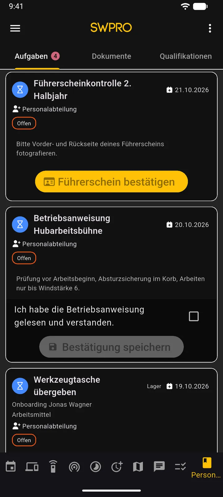 SWTracker-App: Personalakte mit offenen Aufgaben und Bestätigung einer Betriebsanweisung